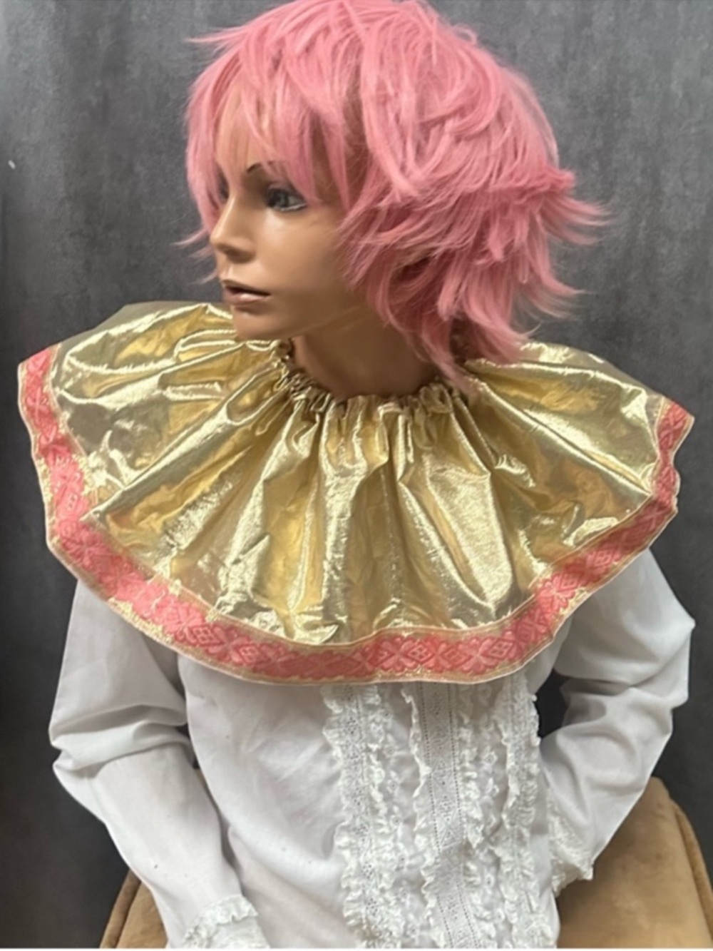 Vintage gold lame clown ruff costume ruffle collar circus